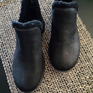 Skechers Black Suede Slip On Ankle Boots - BRAND NEW/NEVER WORN